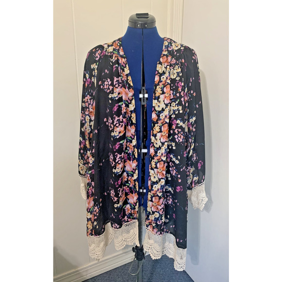 Umgee Other - Umgee Beach Cover up XL Open Front Kimono Floral Lace Resort Vacay Boho